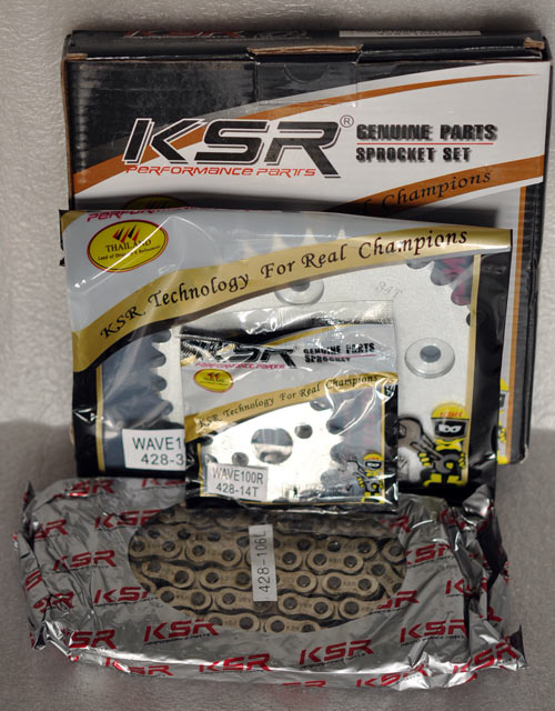 Sprocket Set with Silver Color Chain (KSR)